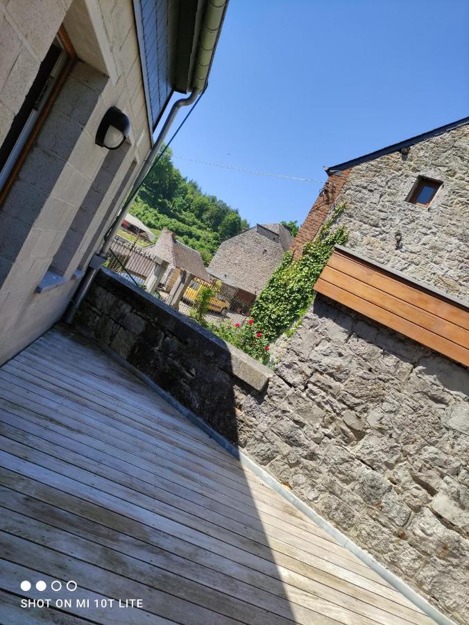 Gite A L'Ombre Du Clocher Avec Jacuzzi Et Sauna Privatifs Celles  Exterior foto