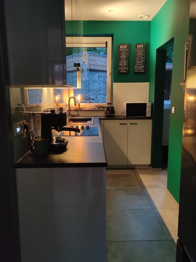 Gite A L'Ombre Du Clocher Avec Jacuzzi Et Sauna Privatifs Celles  Exterior foto