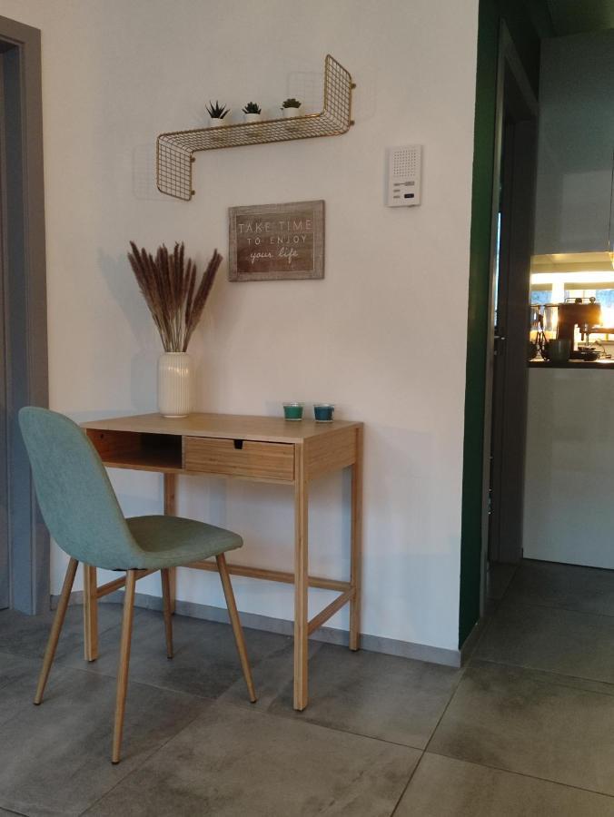 Gite A L'Ombre Du Clocher Avec Jacuzzi Et Sauna Privatifs Celles  Exterior foto