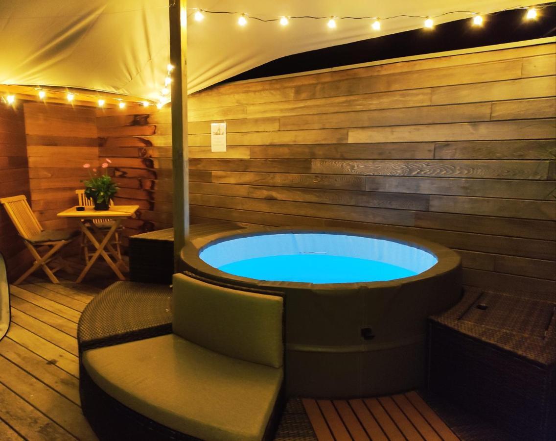 Gite A L'Ombre Du Clocher Avec Jacuzzi Et Sauna Privatifs Celles  Exterior foto