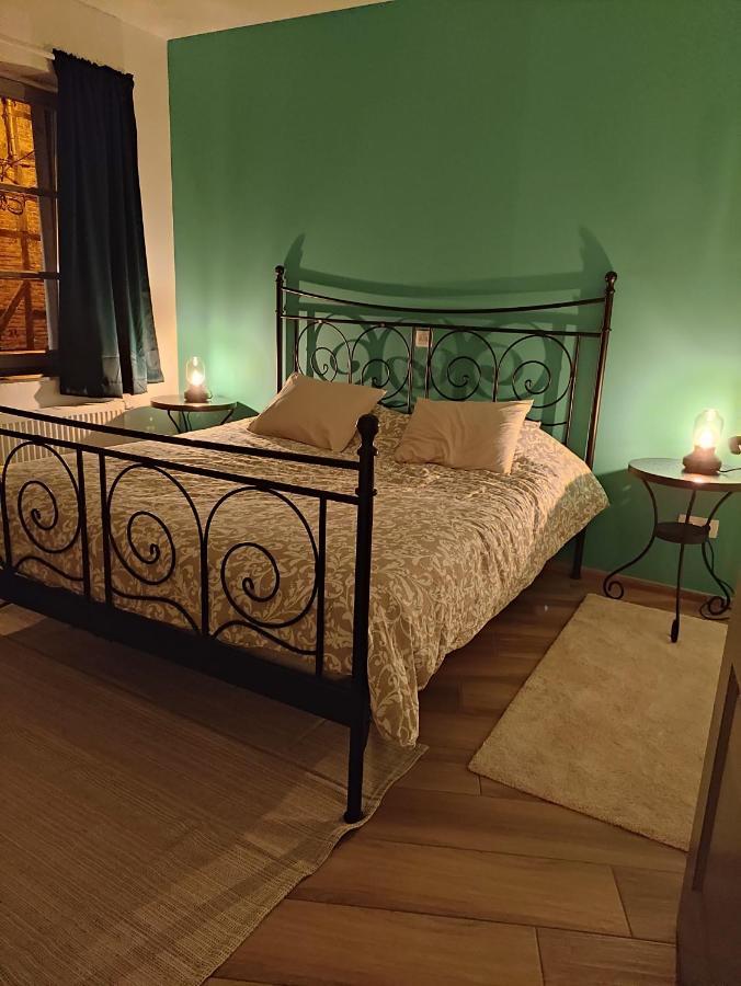 Gite A L'Ombre Du Clocher Avec Jacuzzi Et Sauna Privatifs Celles  Exterior foto