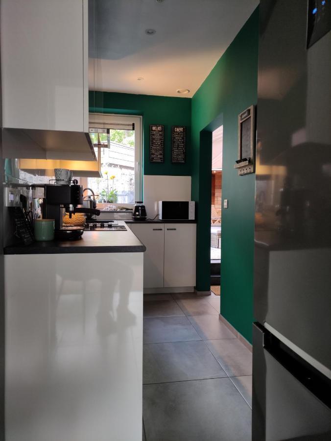 Gite A L'Ombre Du Clocher Avec Jacuzzi Et Sauna Privatifs Celles  Exterior foto