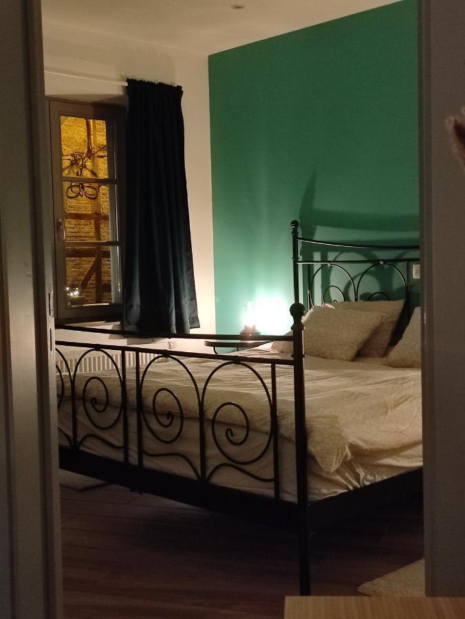 Gite A L'Ombre Du Clocher Avec Jacuzzi Et Sauna Privatifs Celles  Exterior foto